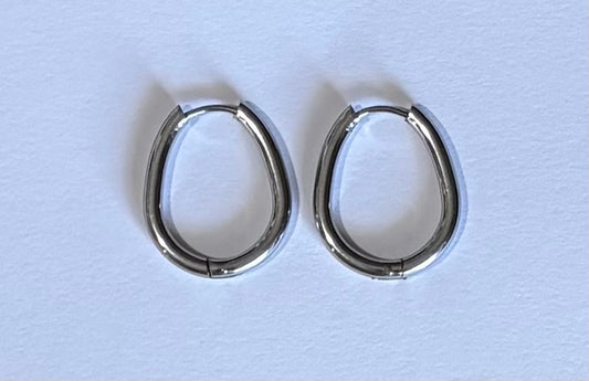 Créoles gouttes argentées